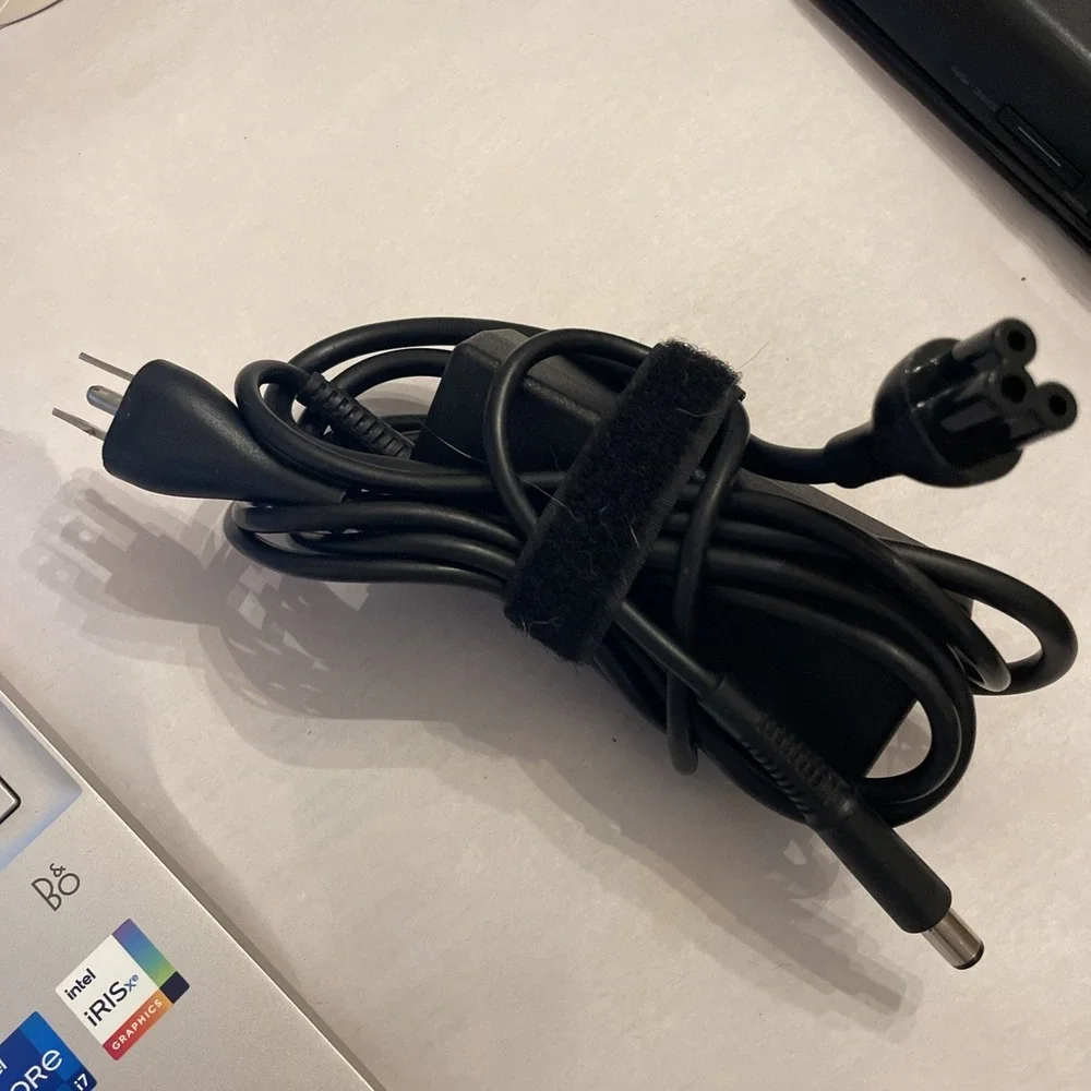 Genuine hp AC Power Adapter Charger PPP009H 609939-001 18.5V @ 3.5A